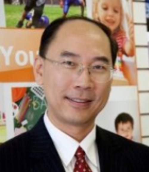 Weiguo Tang 
